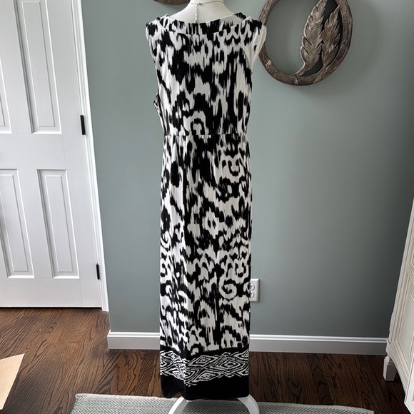 Chico's Black and White Sleeveless V-Neck Sundress Chico's size 3 or XL - Picture 6 of 6